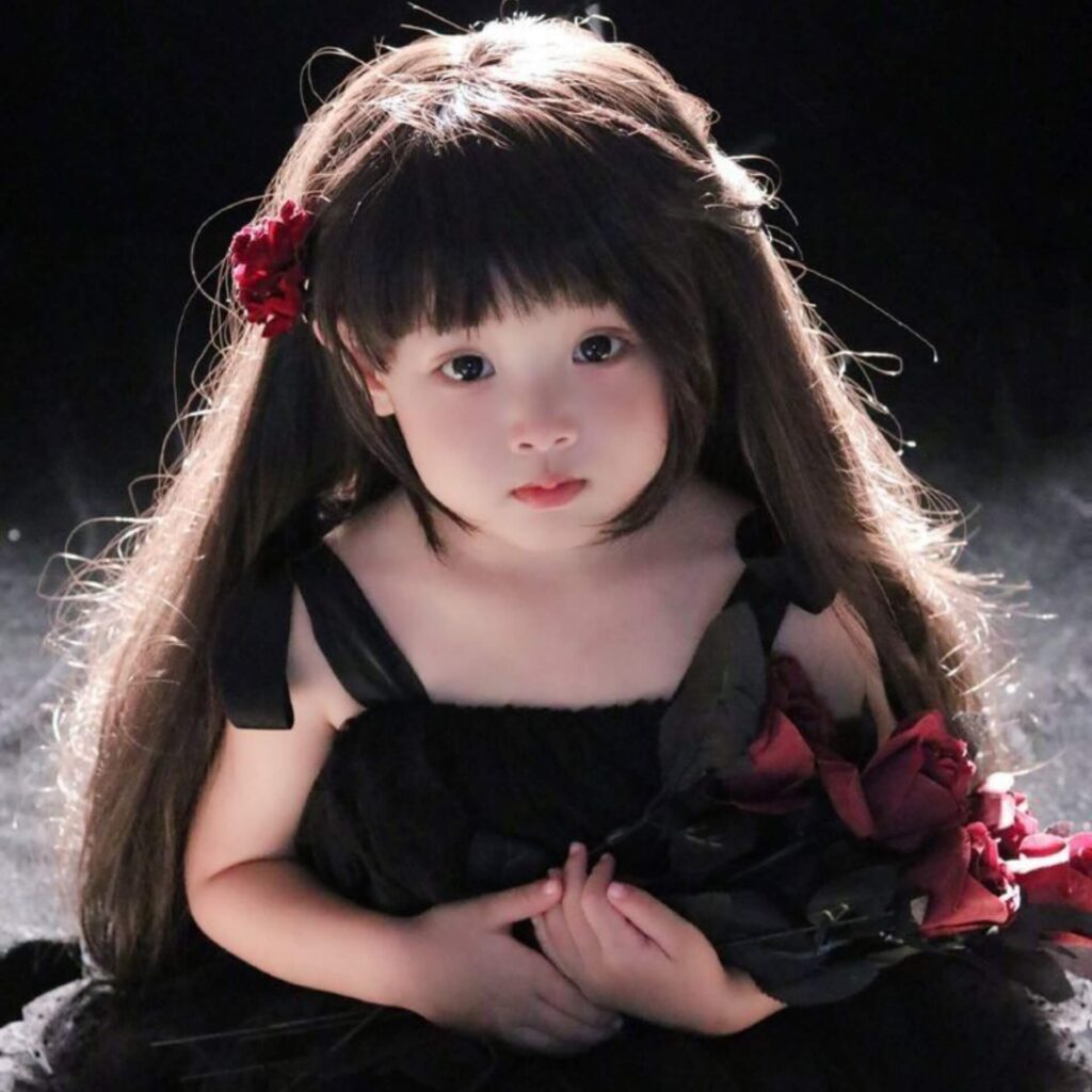 Stylish DP for girls