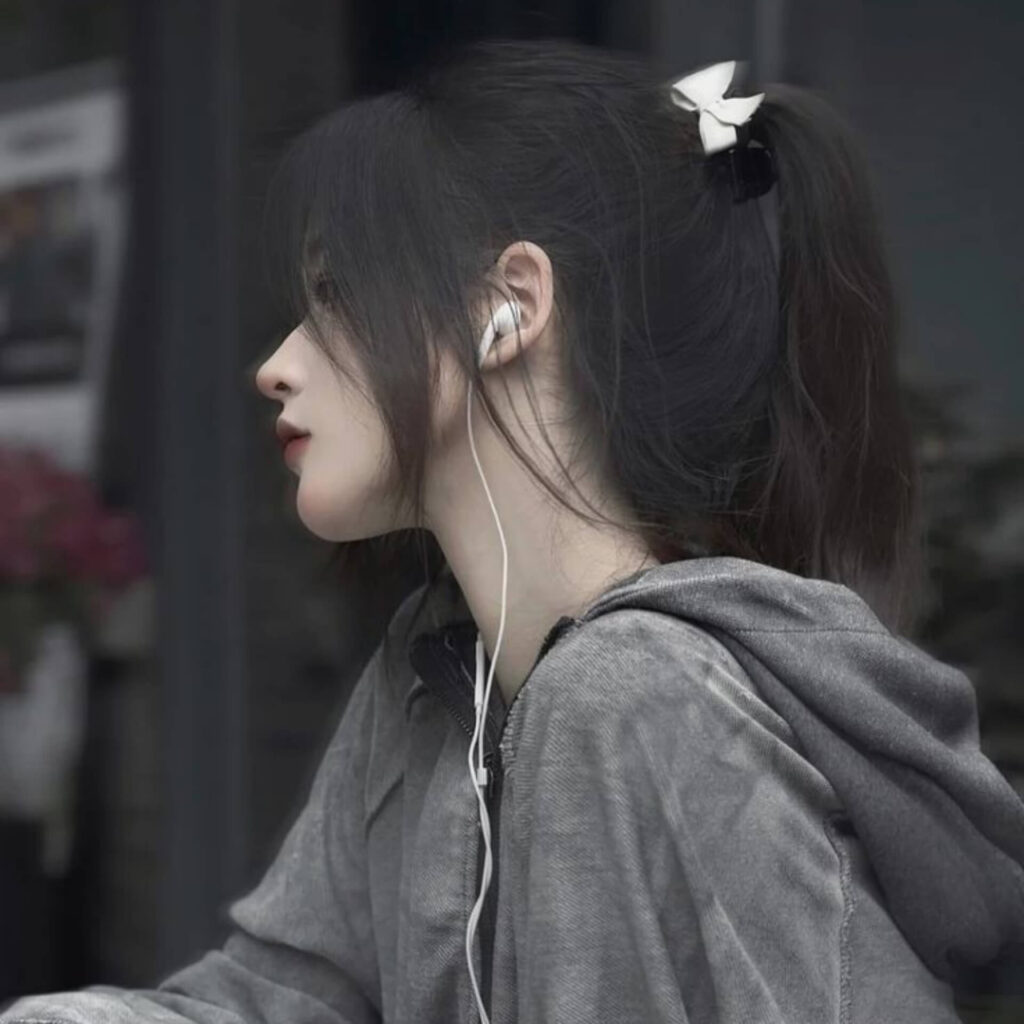 Sad Dp for Girls